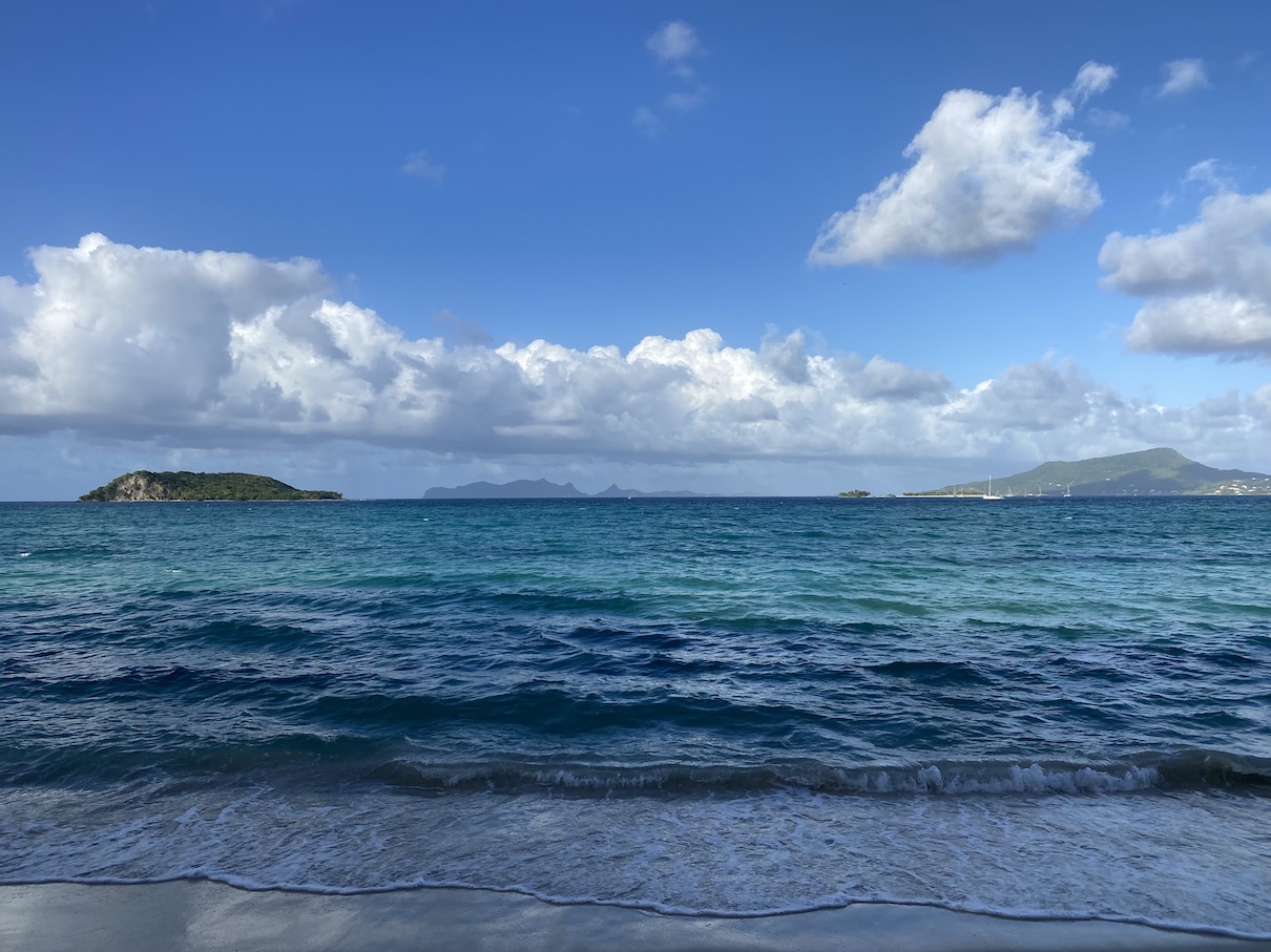 L'Esterre Bay